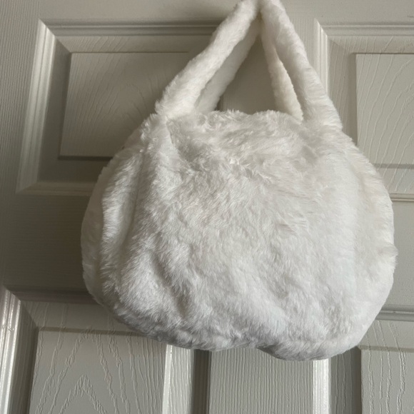 Hello Kitty Plush Bag With Straps - Picture 2 of 2